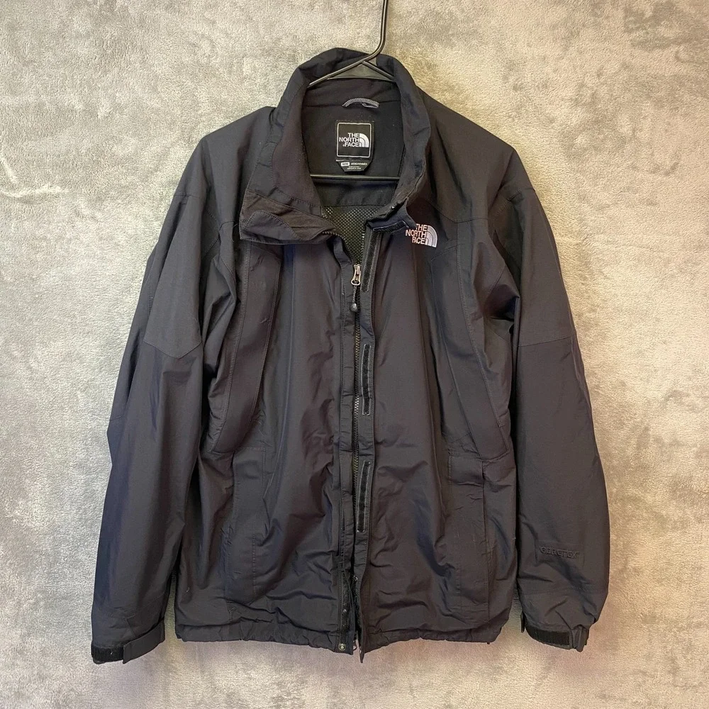 The North Face Gore-Tex Jacket Mens Medium Black Waterproof Rain Shell Coat